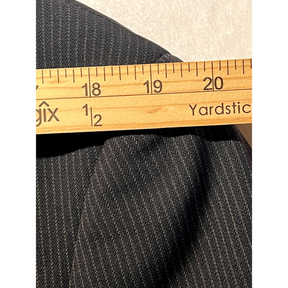 Armani Collezioni Mens 42R 35x29 Charcoal Gray Micro-Stripe Designer Suit - Picture 11 of 16